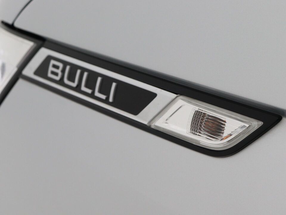 VW-Bedrijfswagens Transporter 2.0 TDI 150 PK L2H1 30 DC Bulli