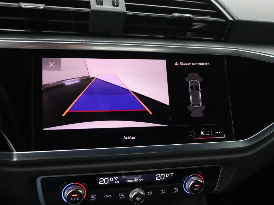 Audi Q3 45 TFSI e S edition