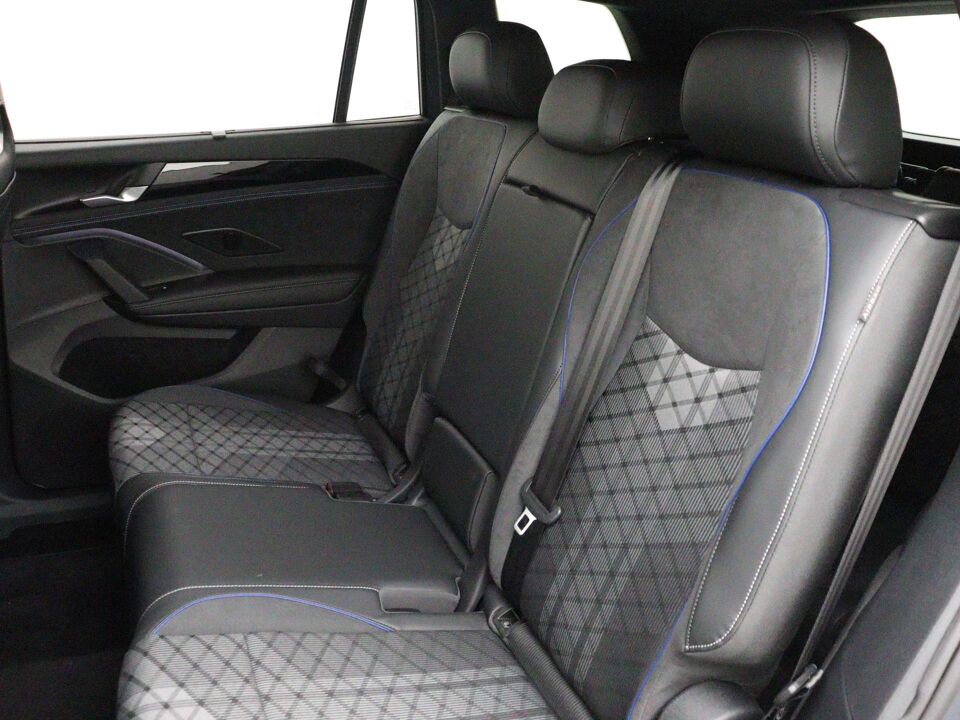 Volkswagen Tayron R-Line-Edition 1.5 eTSI 110 kW / 150 pk 7p