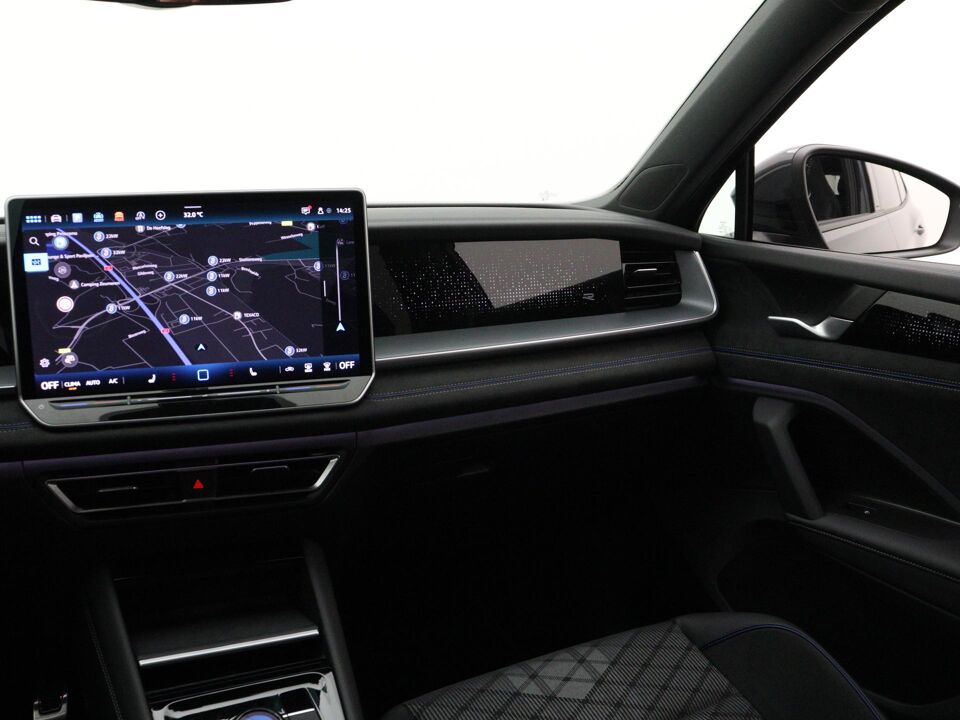 Volkswagen Tayron R-Line-Edition 1.5 eTSI 110 kW / 150 pk 7p