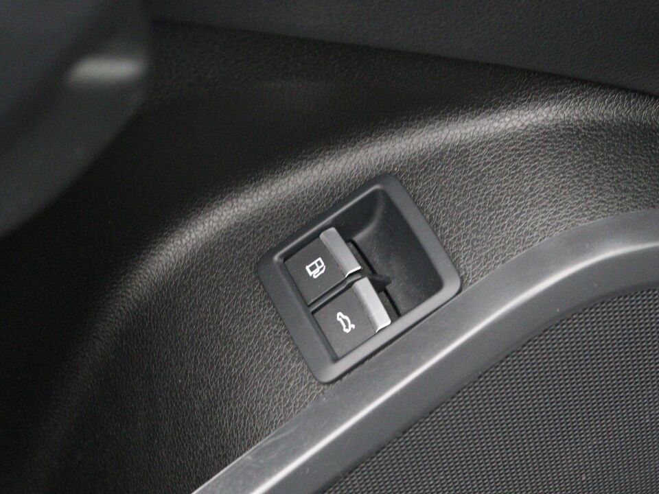 Audi Q5 50 TFSI e 299 PK S-Line