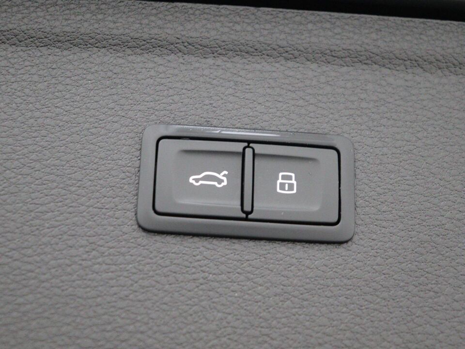 Audi Q5 50 TFSI e 299 PK S-Line