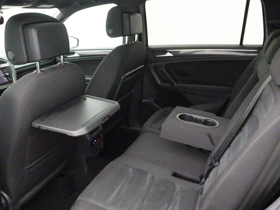 Volkswagen Tiguan Allspace 1.5 TSI Highline Business R 7 persoons