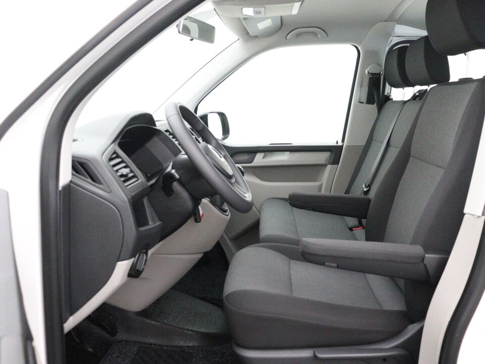 Volkswagen Transporter Kombi 2.0 TDI 102 PK L1H1 9 Persoons