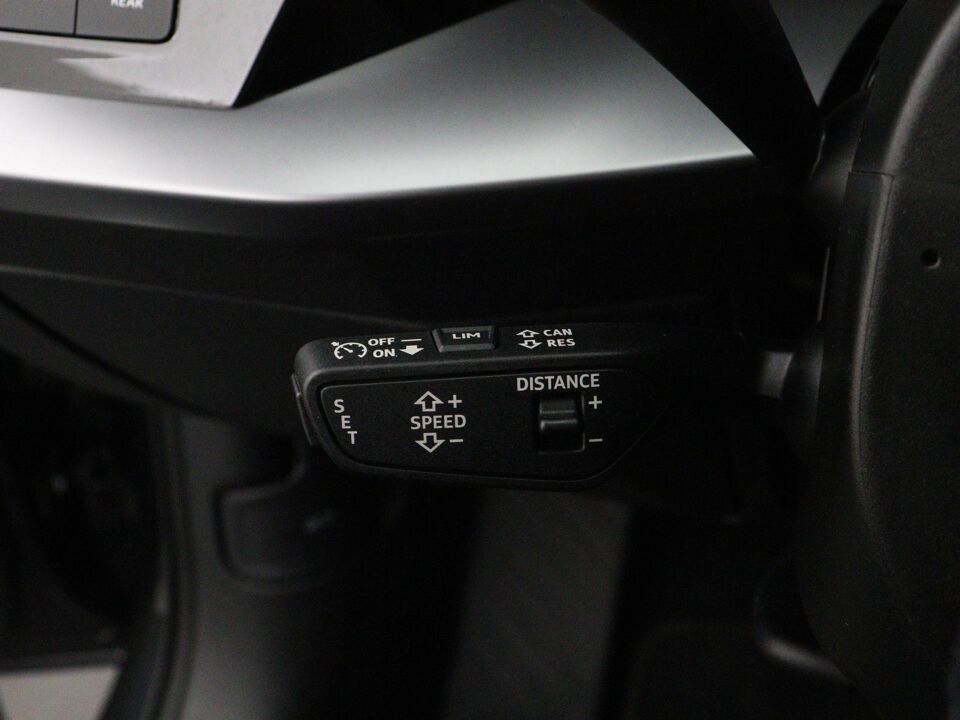 Audi A3 Limousine 30 TFSI Advanced Edition