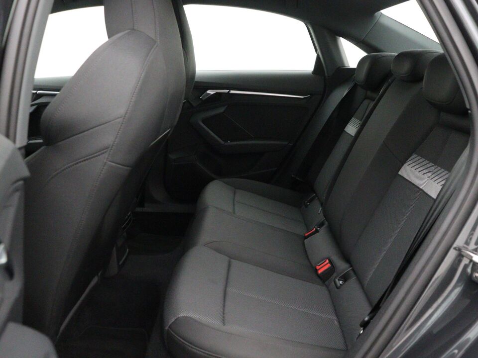 Audi A3 Limousine 30 TFSI Advanced Edition