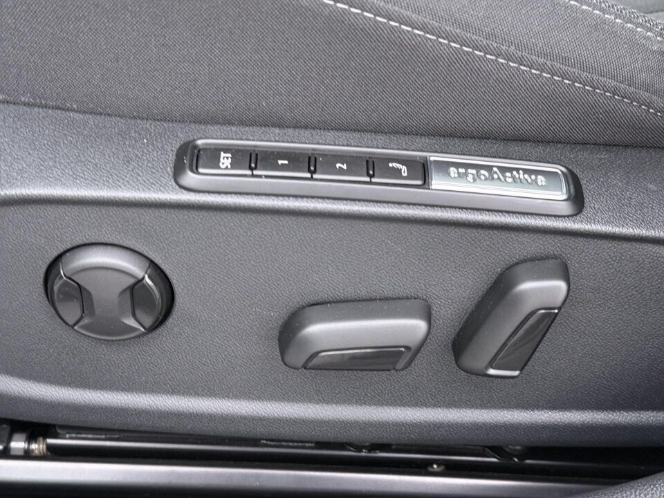 Volkswagen Golf 1.4 eHybrid Style