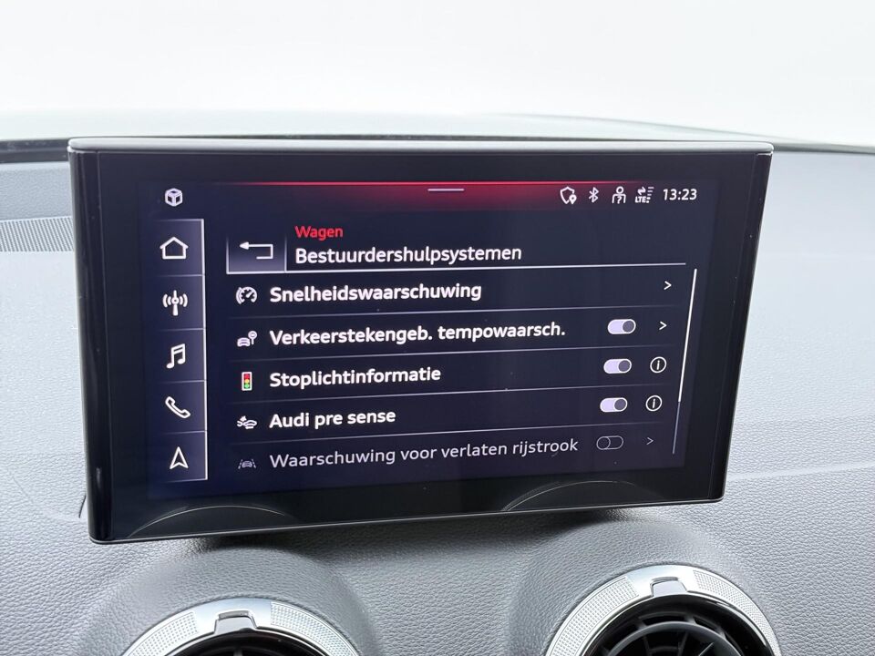 Audi Q2 35 TFSI S-line