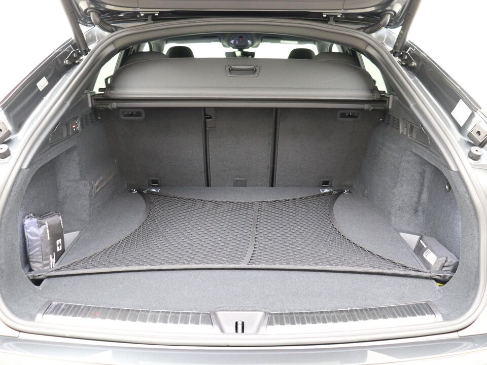 Audi Q5 Sportback S edition Competition 2.0 e-hybrid 270 kW / 367 PK