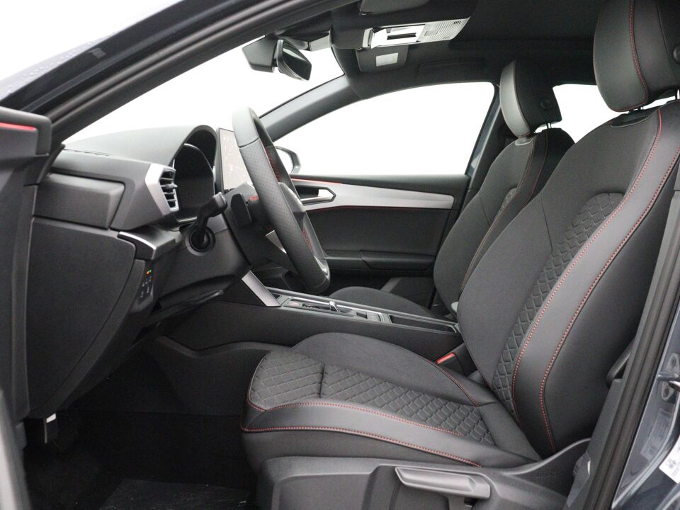 SEAT Leon Sportstourer FR Business 1.5 TSI eHybrid 150 kW / 204 PK