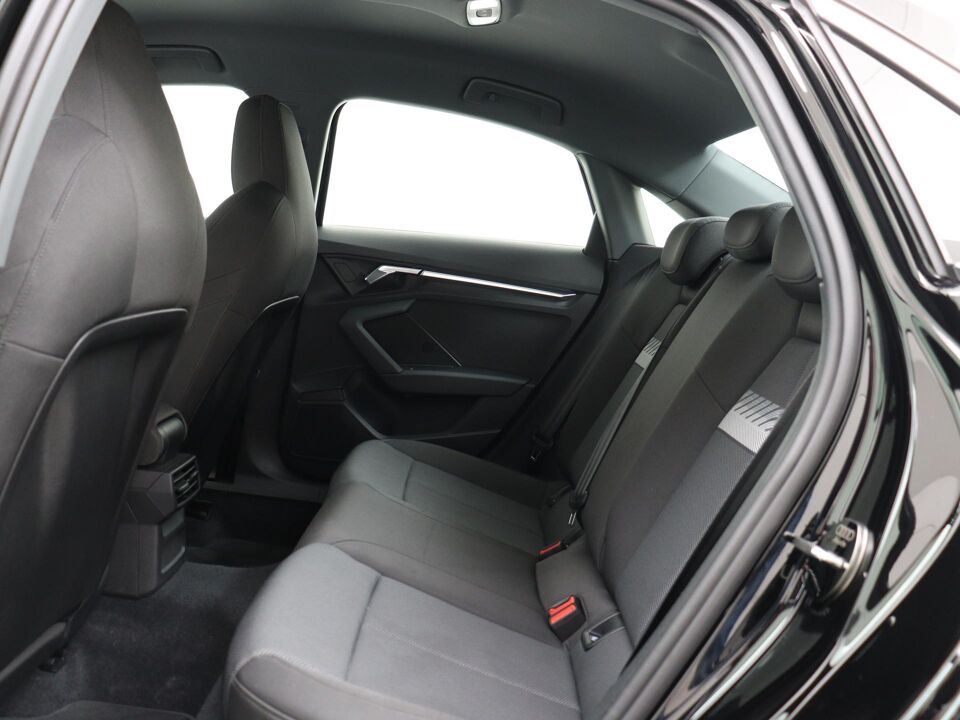 Audi A3 Limousine 30 TFSI Advanced Edition