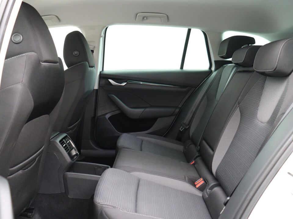 Škoda Octavia Combi 1.5 TSI 150 PK DSG Business Edition