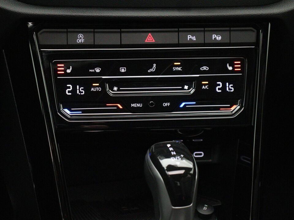 Volkswagen T-Roc 1.5 TSI DSG R-Line