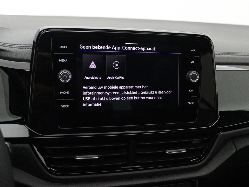 Volkswagen T-Roc 1.5 TSI DSG R-Line