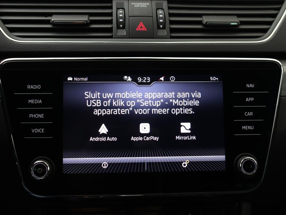 Škoda Superb Combi 1.4 TSI iV 218 PK Business Edition