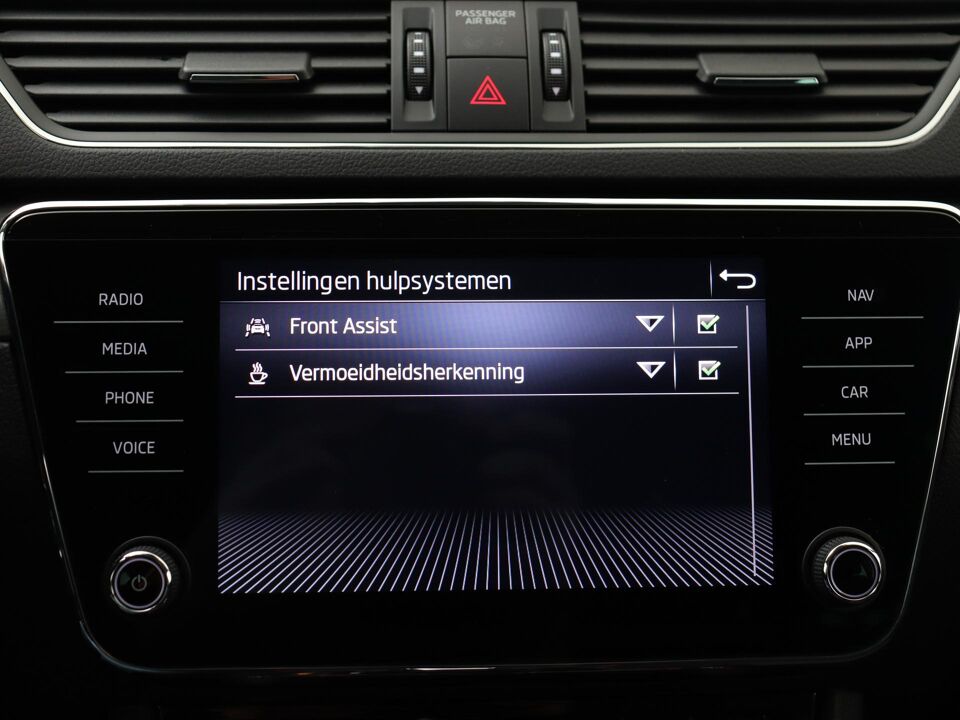 Škoda Superb Combi 1.4 TSI iV 218 PK Business Edition