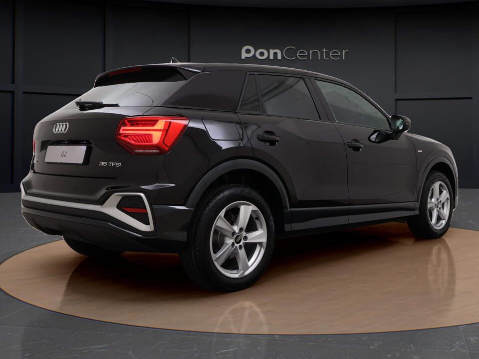 Audi Q2 S edition 35 TFSI 110 kW / 150 PK