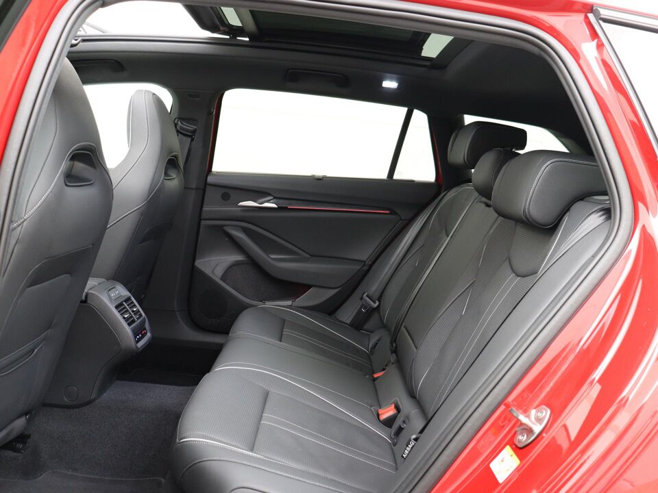 Škoda Superb combi 1.5 TSI 204 PK PHEV Sportline