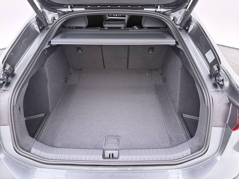 Audi A6 Sportback e-tron S edition 83 kWh 210 kW / 286 PK