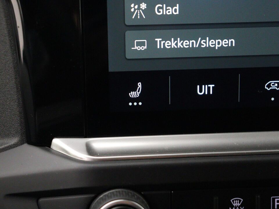 VW-Bedrijfswagens E-Transporter Life L1 160 kW / 218 pk