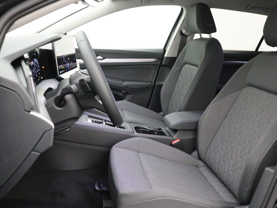 Volkswagen Golf Variant Life Edition 1.5 eTSI 85 kW / 116 pk