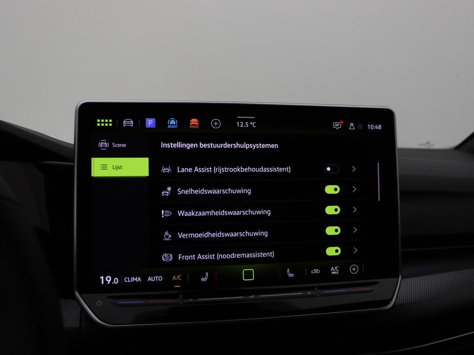 Volkswagen Golf Variant R-Line-Edition 1.5 eTSI 85 kW / 116 pk