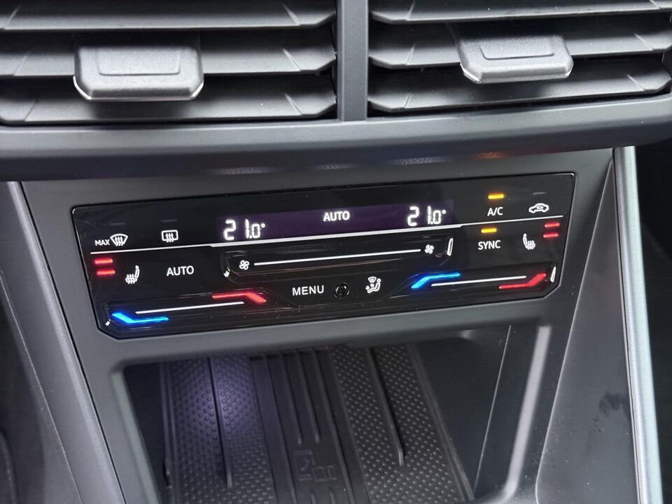 Volkswagen Taigo 1.0 TSI R-Line