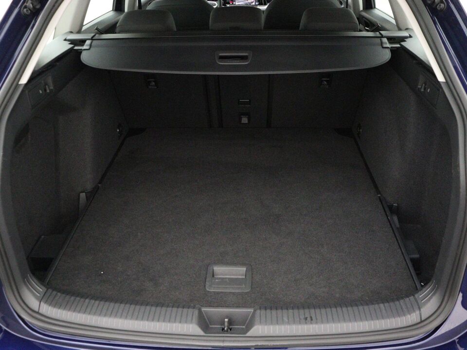 Volkswagen Golf Variant 1.5 eTSI Life