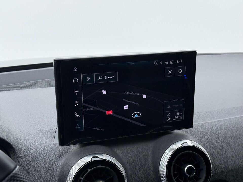 Audi Q2 35 TFSI S Edition