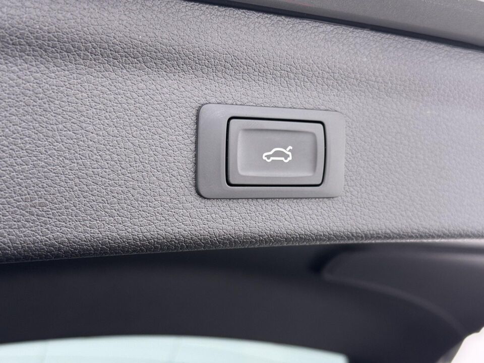 Audi Q3 45 TFSI e Advanced Edition