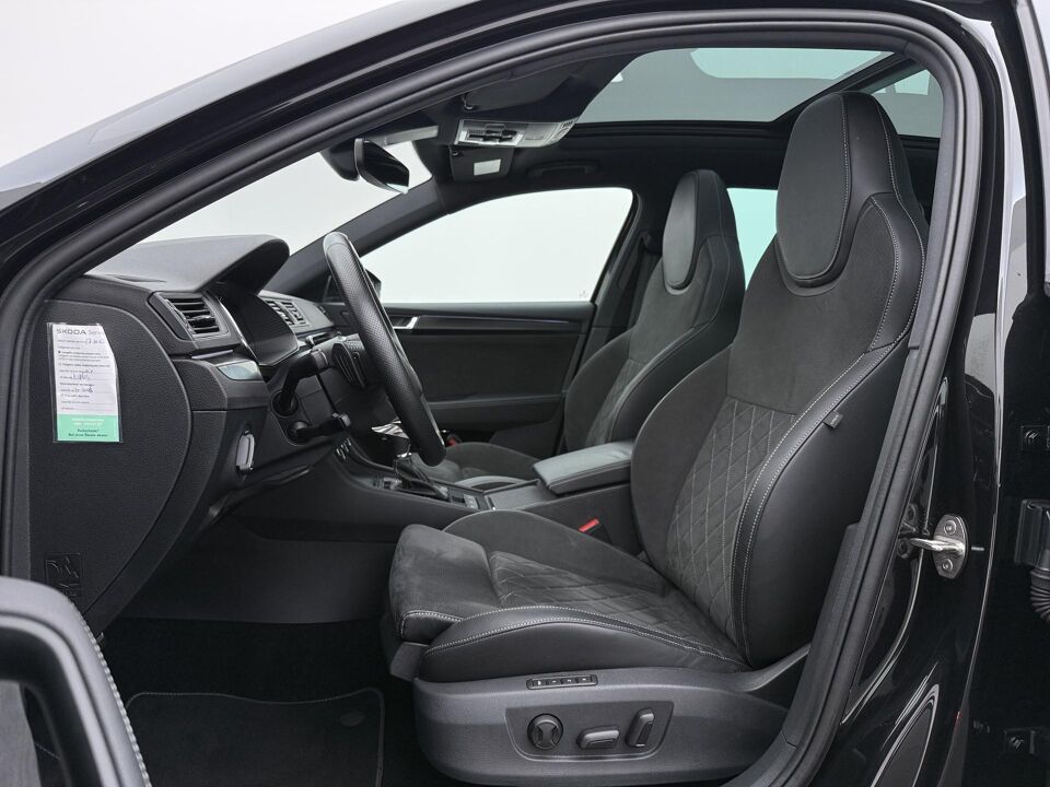 Škoda Superb Combi 1.5 TSI Sportline Business