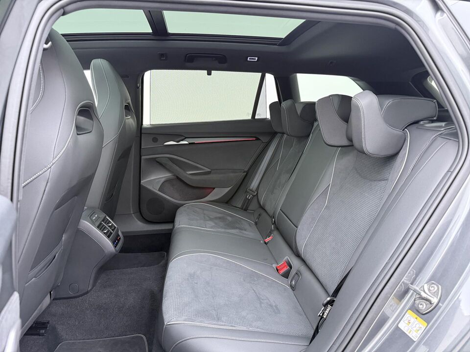 Škoda Superb combi 1.5 TSI PHEV Sportline Business