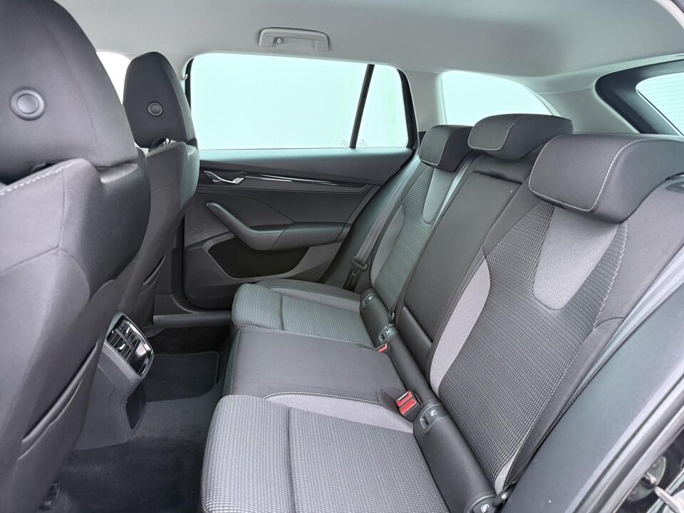 Škoda Octavia Combi 1.4 TSI iV PHEV Business