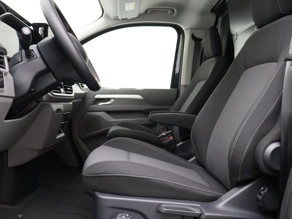 VW-Bedrijfswagens Transporter Life L2 160 kW / 218 pk