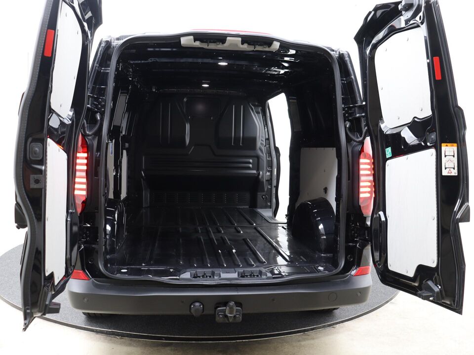 VW-Bedrijfswagens Transporter Life L2 160 kW / 218 pk