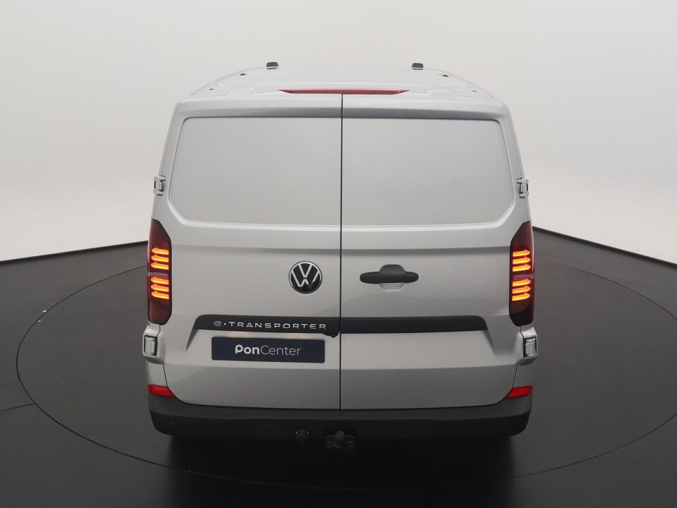 VW-Bedrijfswagens E-Transporter Life L2 100 kW / 136 pk