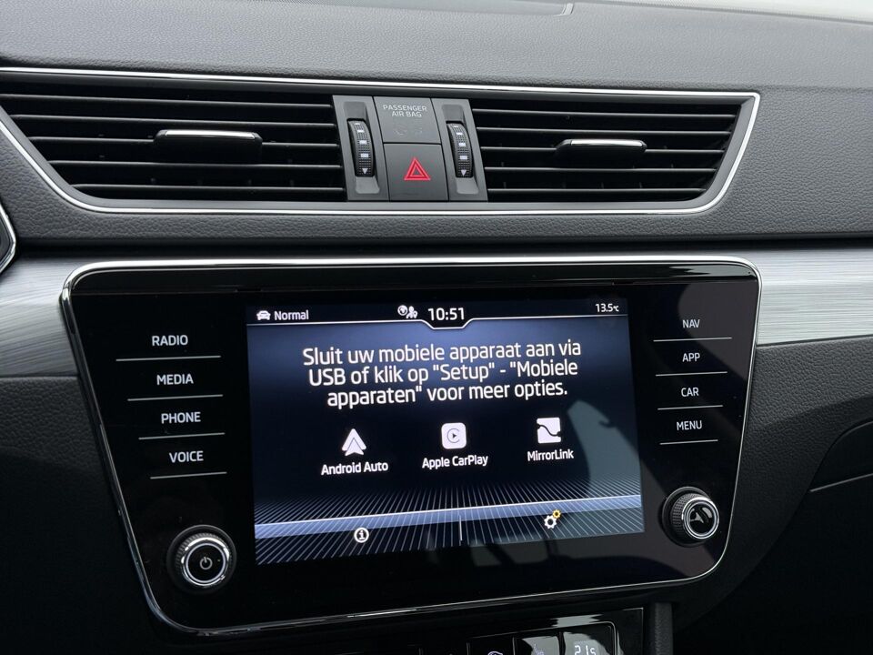 Škoda Superb Combi 1.4 TSI iV Ambition