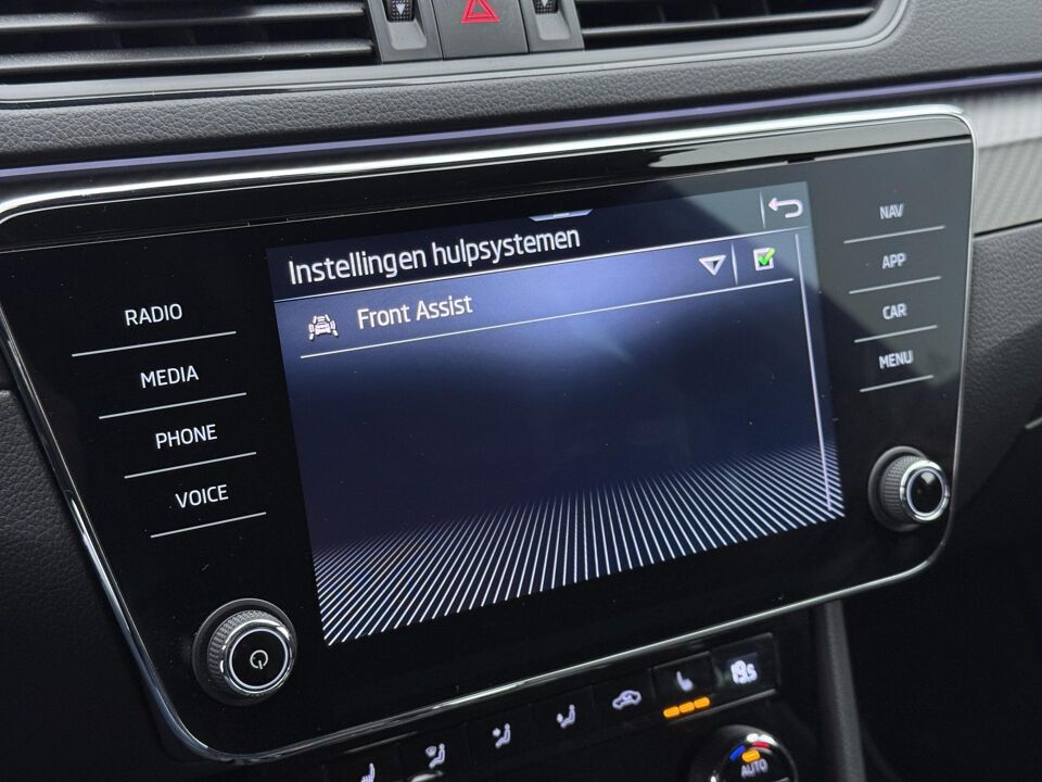 Škoda Superb Combi 1.4 TSI iV Sportline Business