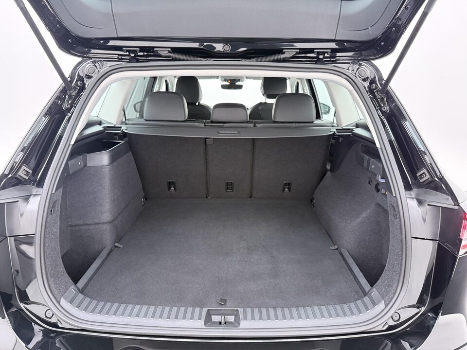 Volkswagen Tayron 1.5 eHybrid 204 PK