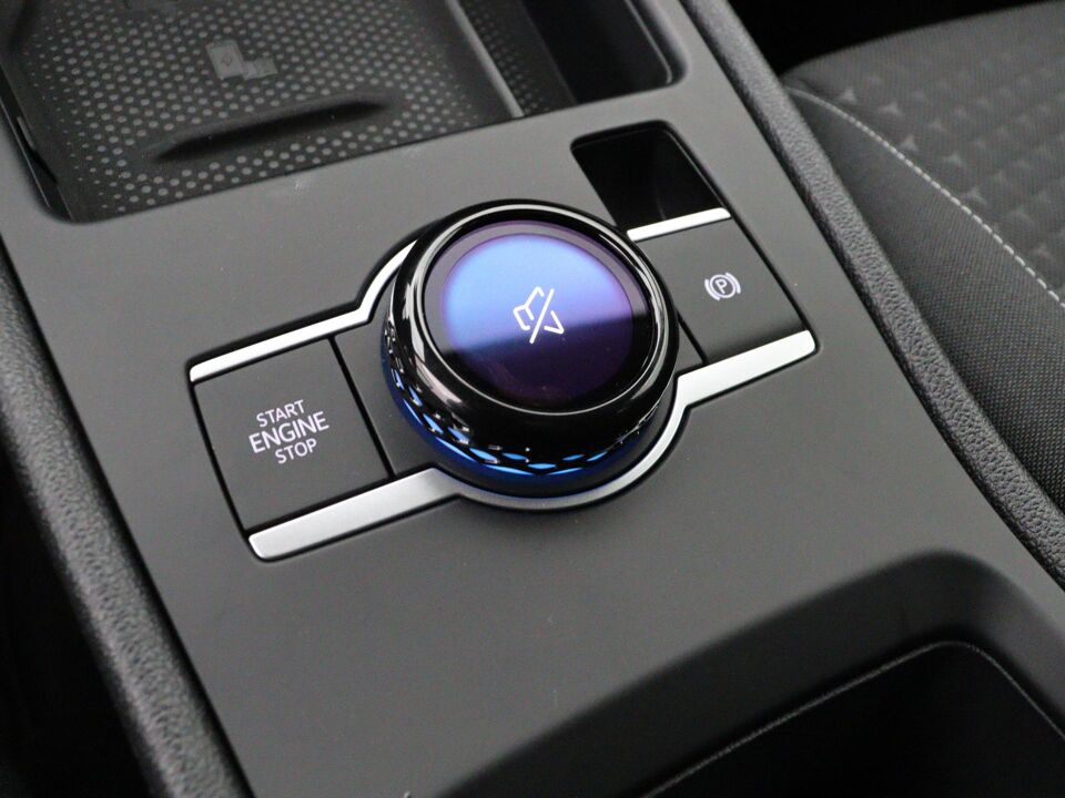 Volkswagen T-Roc Life First Edition 1.5 eTSI 85 kW / 116 PK