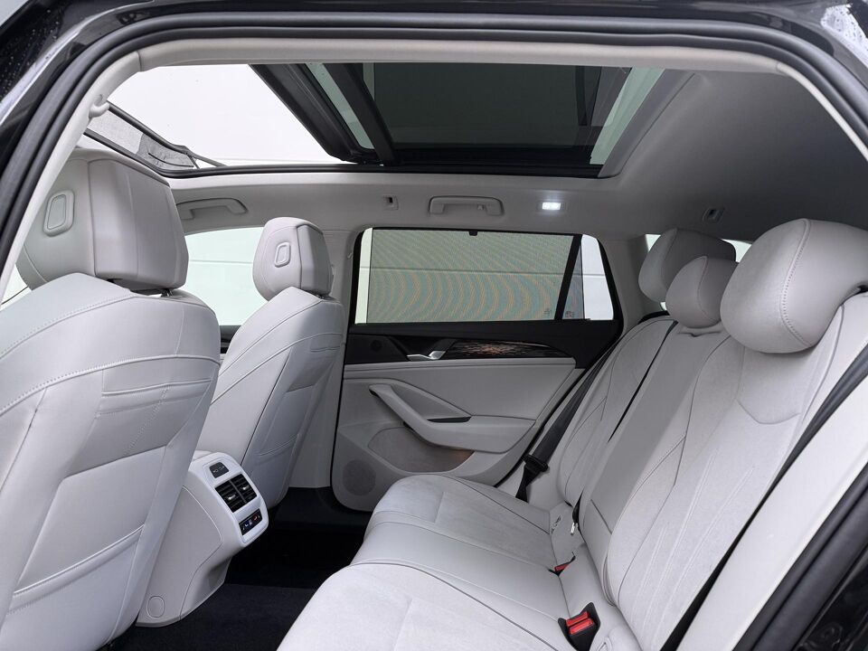 Volkswagen Passat Variant 1.5 eHybrid Elegance