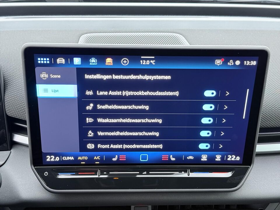 Volkswagen T-Roc R-Line First Edition 1.5 eTSI 110 kW / 150 PK