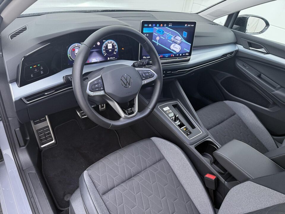 Volkswagen Golf 1.5 eHybrid 204 PK Life