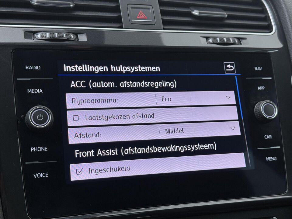 Volkswagen Golf 1.0 TSI 110 PK Comfortline Business