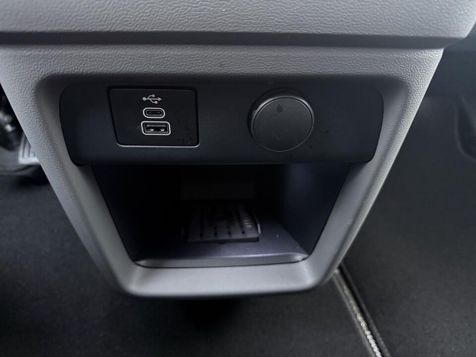 VW-Bedrijfswagens Transporter 2.0 TDI L1H1 28 Bulli