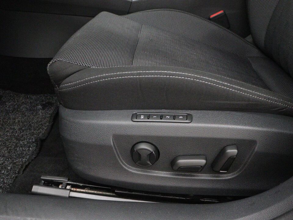 Škoda Superb Combi 1.4 TSI iV Business Edition Plus