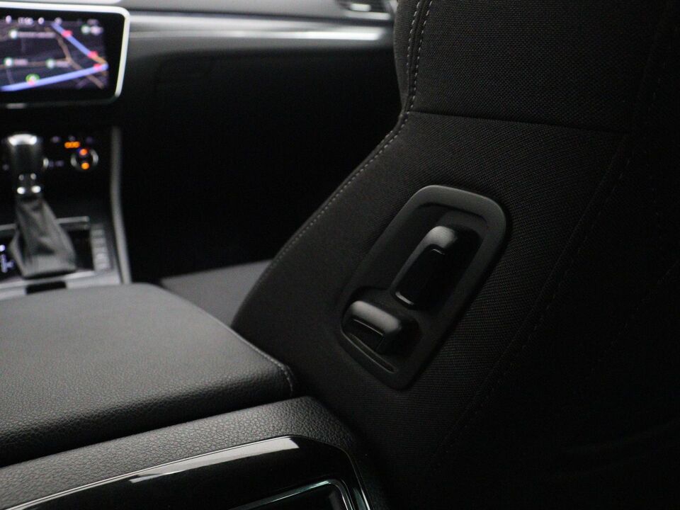 Škoda Superb Combi 1.4 TSI iV Business Edition Plus