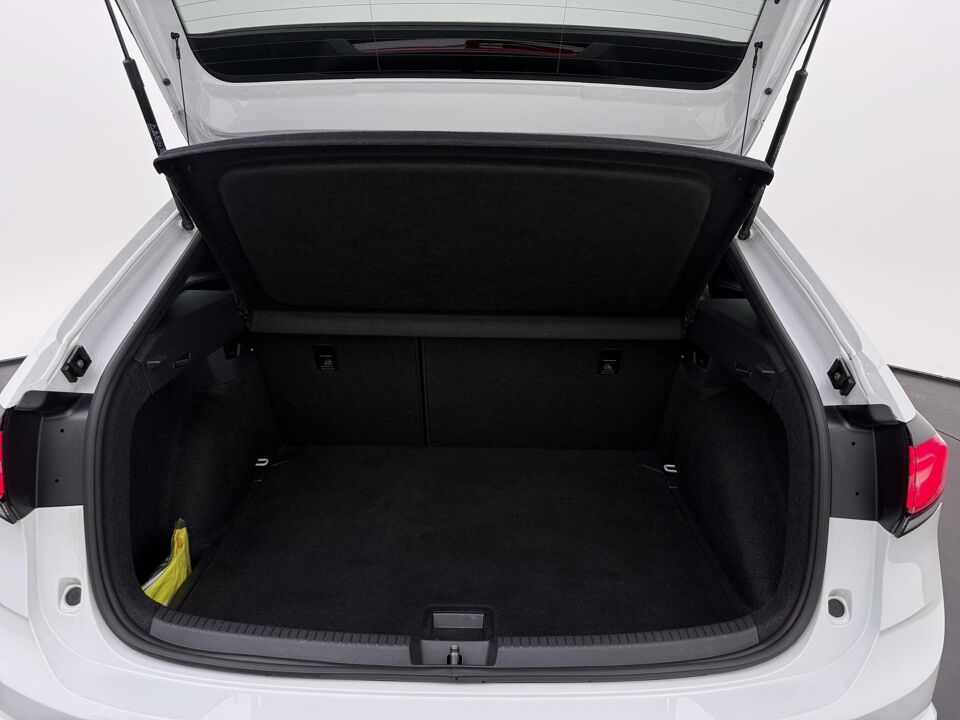 Volkswagen Taigo 1.0 TSI R-Line