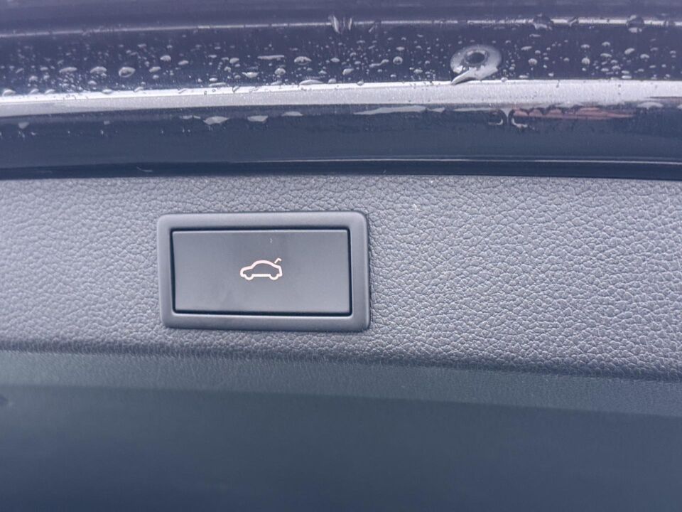 Škoda Superb Combi 1.4 TSI iV Ambition