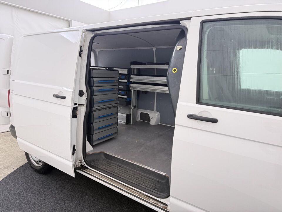 VW-Bedrijfswagens Transporter 2.0 TDI L2H1